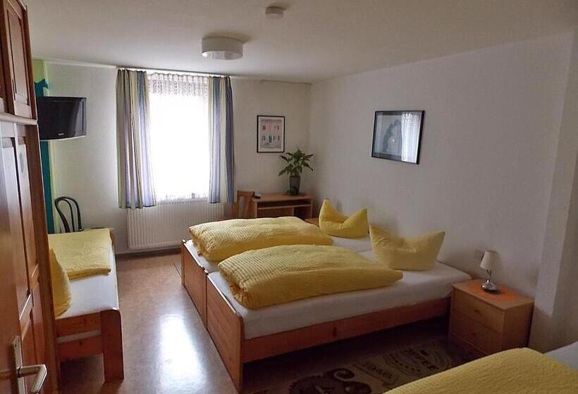 4인용 스탠다드 룸, Gasthof Goldener Stern