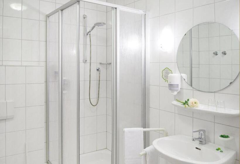 Quarto Estandar, Hilling