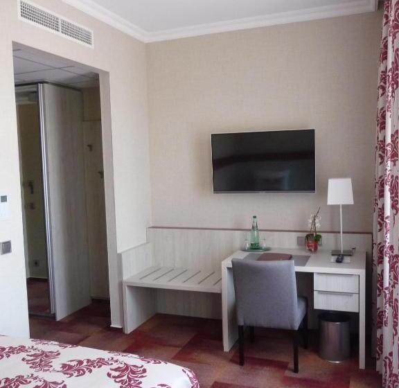 Quarto Deluxe Individual, Zur Alten Schmiede