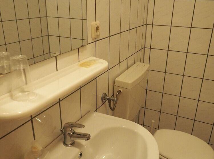 Номер Стандарт Индивидуальный, Messe Motel Laatzen