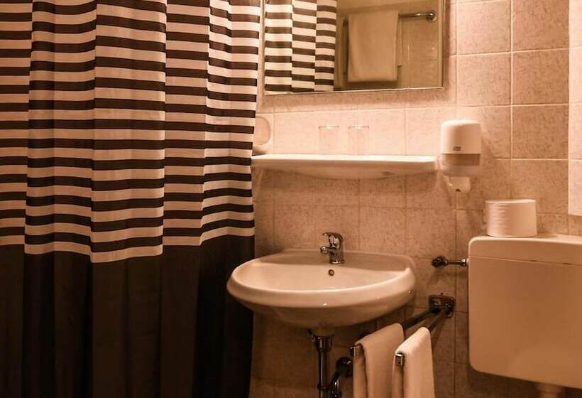 Quarto Estandar, Seehotel Zur Post