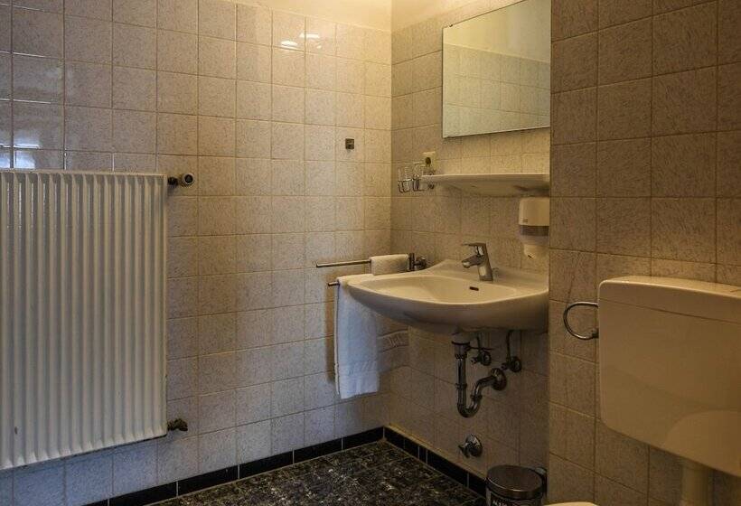 Quarto Estandar, Seehotel Zur Post