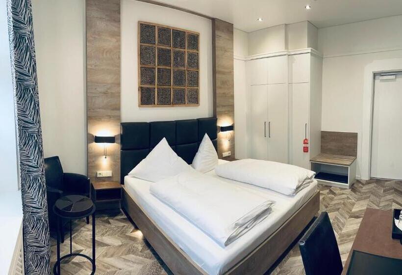 带阳台的豪华间, Villa Thea Hotel Am Rosengarten