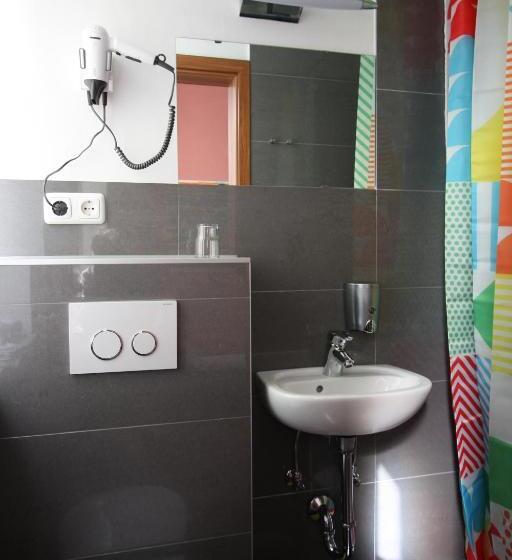اتاق راحتی یک تخته, Stadthotel Kleiner Berg