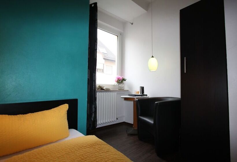 اتاق استاندارد یک نفره, Stadthotel Kleiner Berg