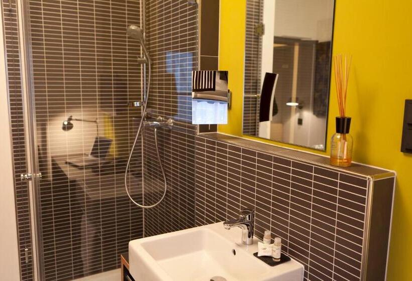Номер Комфорт Индивидуальный, Art Hotel Tucholsky