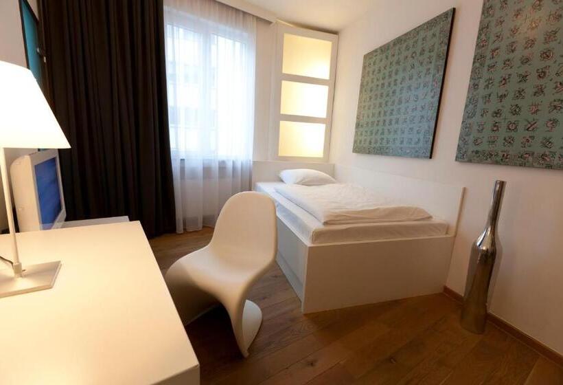 Номер Комфорт Индивидуальный, Art Hotel Tucholsky