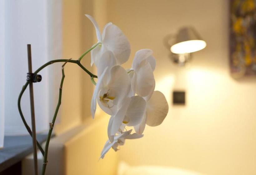 Номер Комфорт, Art Hotel Tucholsky