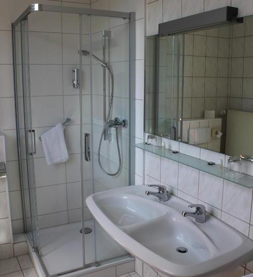 اتاق راحتی, Am Römerwall