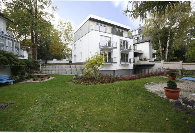 استودیوی استاندارد, Am Römerwall