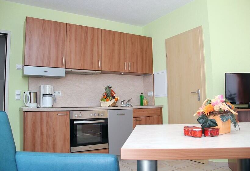 Апартаменты 1 Спальня, Weichaer Hof   Apartments