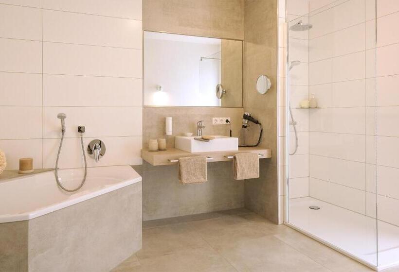 Люкс с Террасой, 2theimat   Hotel & Restaurant