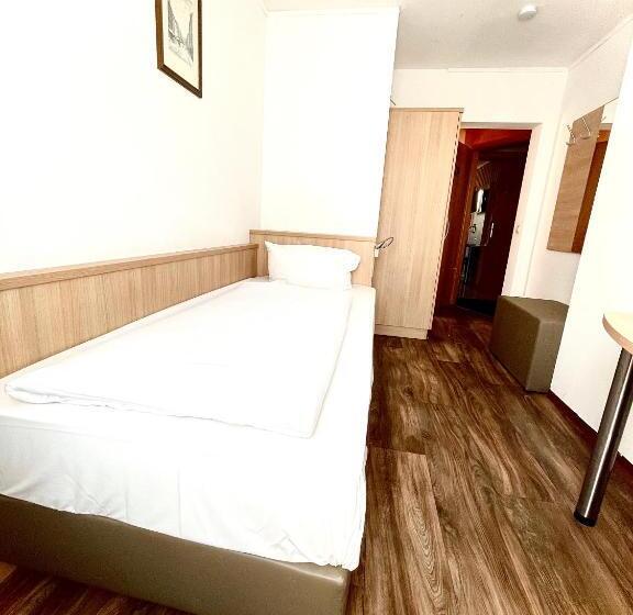 Номер Стандарт Индивидуальный, Hafner Hotel  Apartment