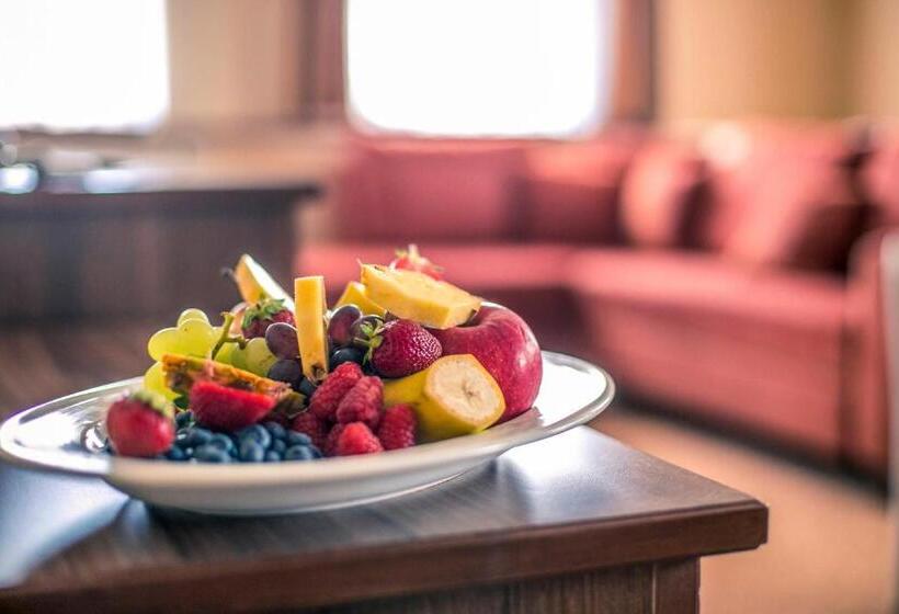 Пентхаус, Bassiana Hotel Es Etterem
