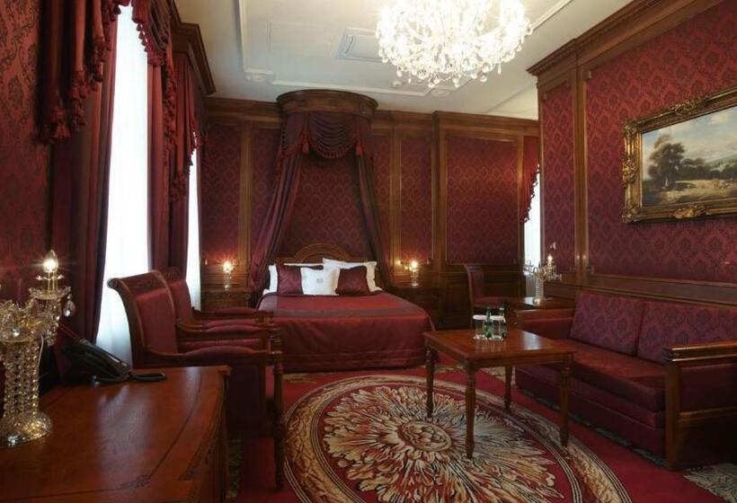 آپارتمان 1 خوابه, Koronny