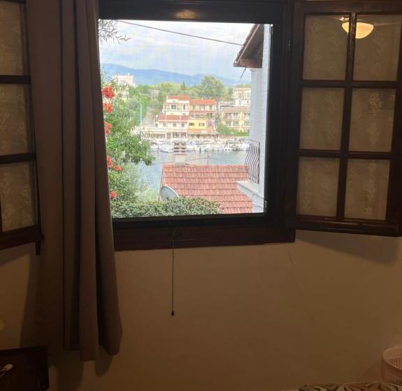 غرفة قياسية مزوَّدة بتراس, Villa Perris Studios