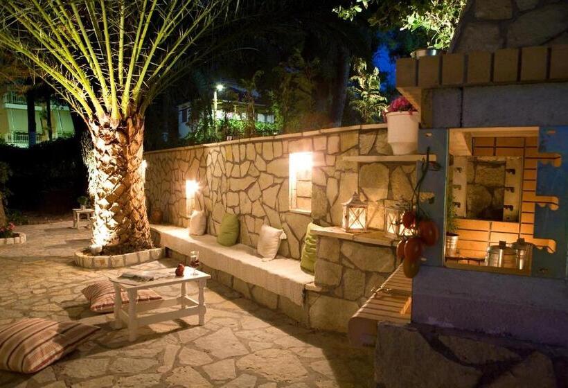 اتاق استاندارد با بالکن, Isalos