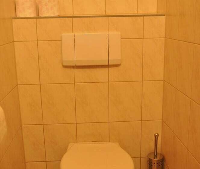 Апартаменты 4 Спальни, Haus Astoria