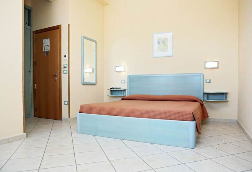Номер Стандарт, Abbazia Club Hotel Marotta