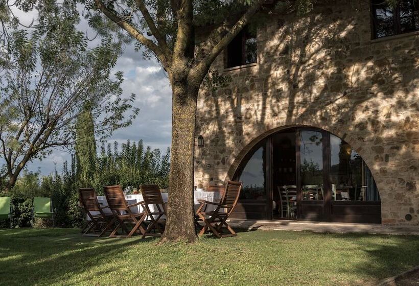 Семейные Апартаменты, Borgo Al Cerro