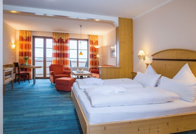 Suíte Júnior, Panoramahotel Grobauer