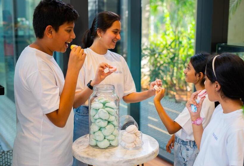 프리미엄 룸, The Ritz   Carlton, Bangalore