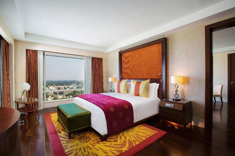 클럽 스위트, The Ritz   Carlton, Bangalore