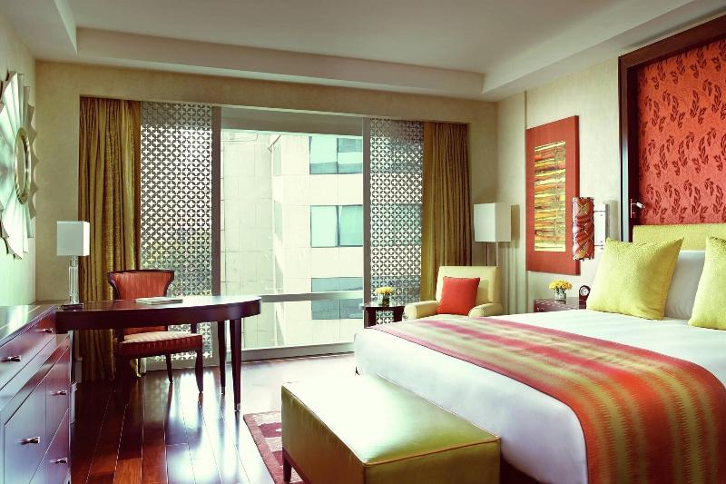 디럭스 룸, The Ritz   Carlton, Bangalore
