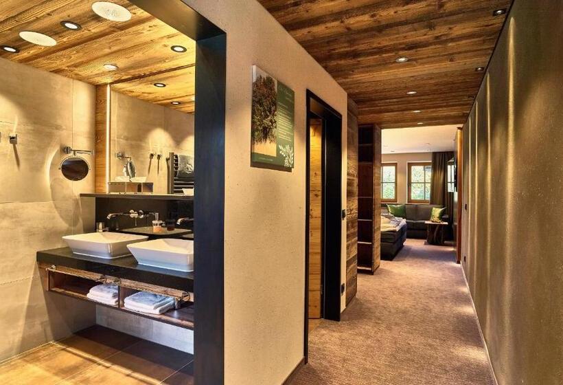 バルコニー付きデラックスルーム, Zedernhof Gesundheits  & Wellness