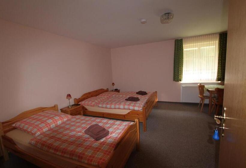 Номер Стандарт Трехместный, Landhotel Gutsherrn Klause