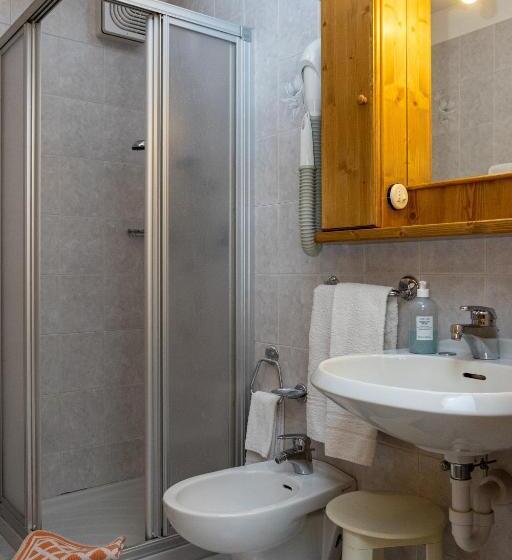 اتاق سوپریور سه تخته, Wellness Hotel Dolomia