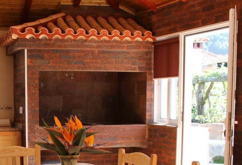 Дом 3 Спальни, Dinis Country Cottage By Our Madeira