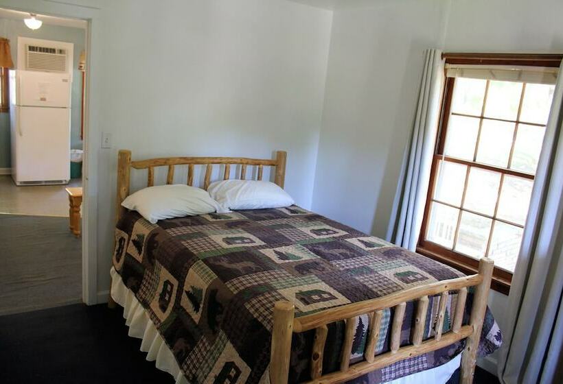 Хижина, Lynnhurst Family Resort