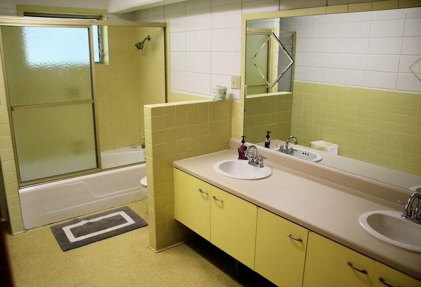 Семейные Апартаменты, Lynnhurst Family Resort