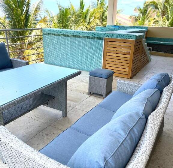 سوئیت 2 خوابه, Searena San Pancho