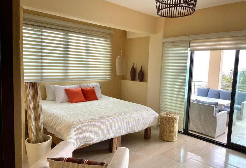 سوئیت 2 خوابه, Searena San Pancho