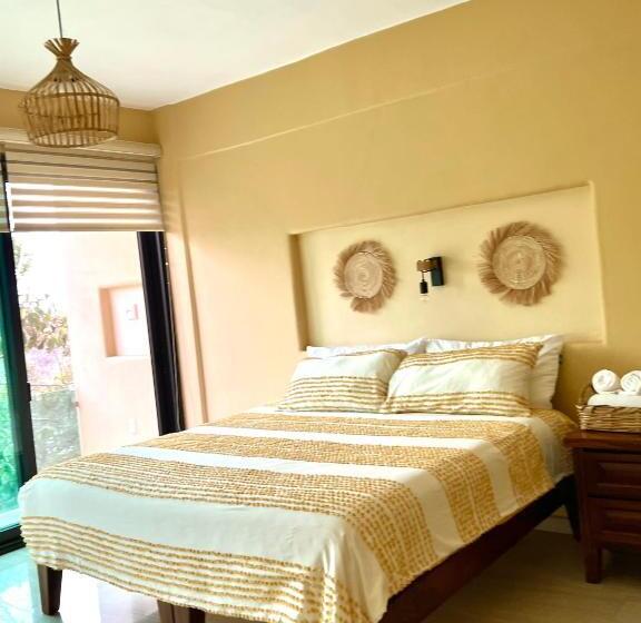 اتاق لوکس, Searena San Pancho