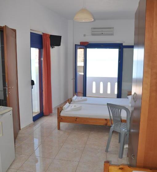 스탠다드 트리플 룸, Paralia Guest House