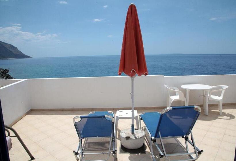 수피리어 룸, Paralia Guest House