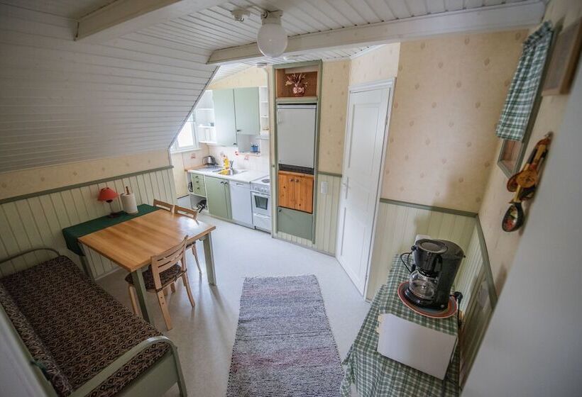 Апартаменты Семейные 1 Спальня, Holiday Village Kuukiuru