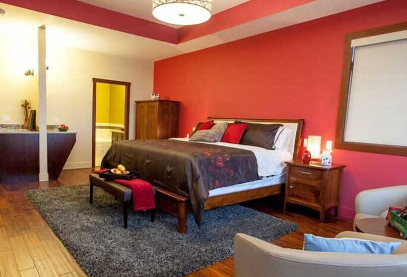 استودیوی لوکس, Hillcrest Farm Market B&b