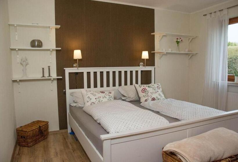 Апартаменты 2 Спальни, Landhotel Sonneneck   Breuna Im Naturpark
