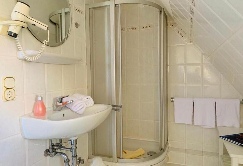 Apartamento 1 Dormitório Vista Jardim, Seehotel Neue Liebe
