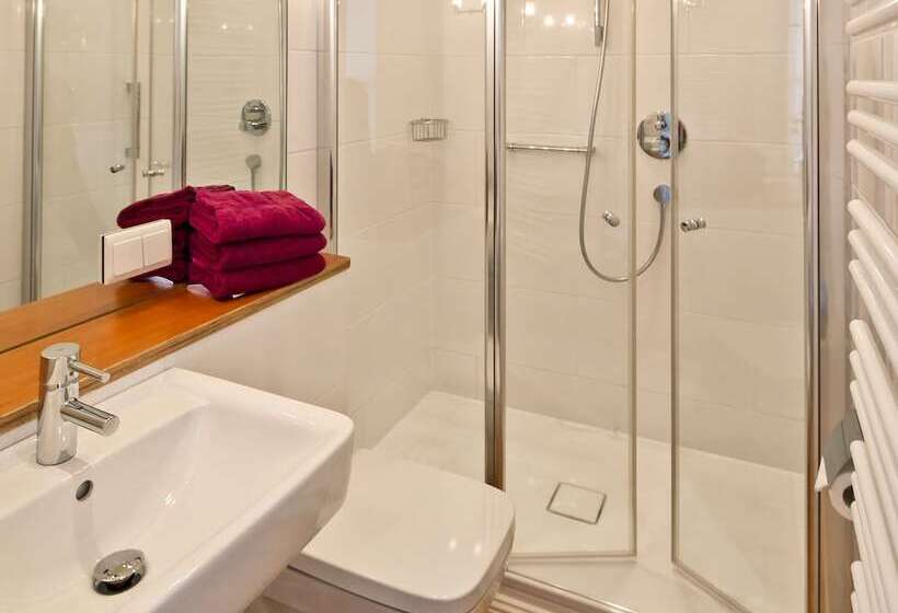 اتاق استاندارد با بالکن و چشم‌انداز دریا, Villa Caldera