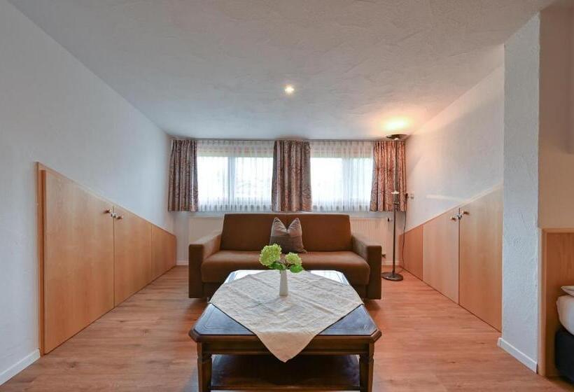 Семейные Апартаменты, Landhaus Grobert