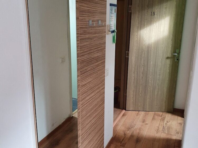 اتاق استاندارد, Piata Uniri Cozy Inn