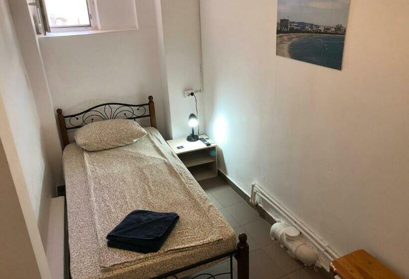 اتاق استاندارد یک نفره, Piata Uniri Cozy Inn