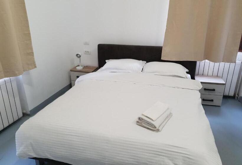 اتاق استاندارد, Piata Uniri Cozy Inn