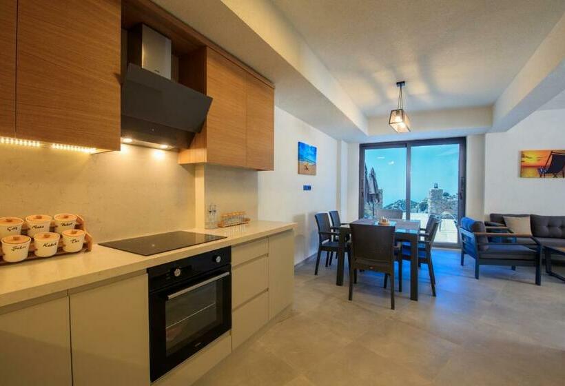 استودیوی استاندارد با چشم‌انداز دریا, Sayindi Girift Boutique Otel