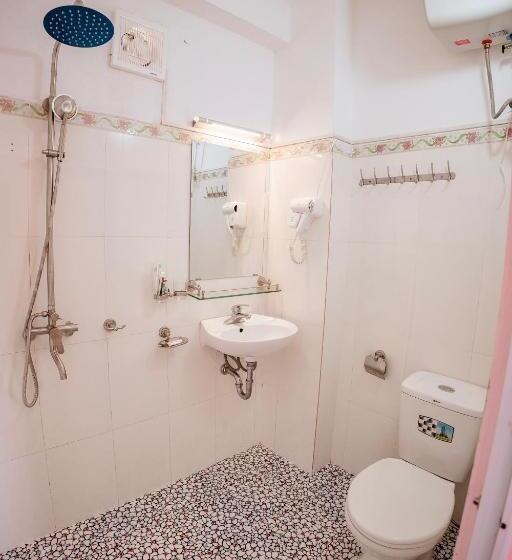 اتاق استاندارد با چشم‌انداز کوهستان, Quang Bình Hotel Sapa